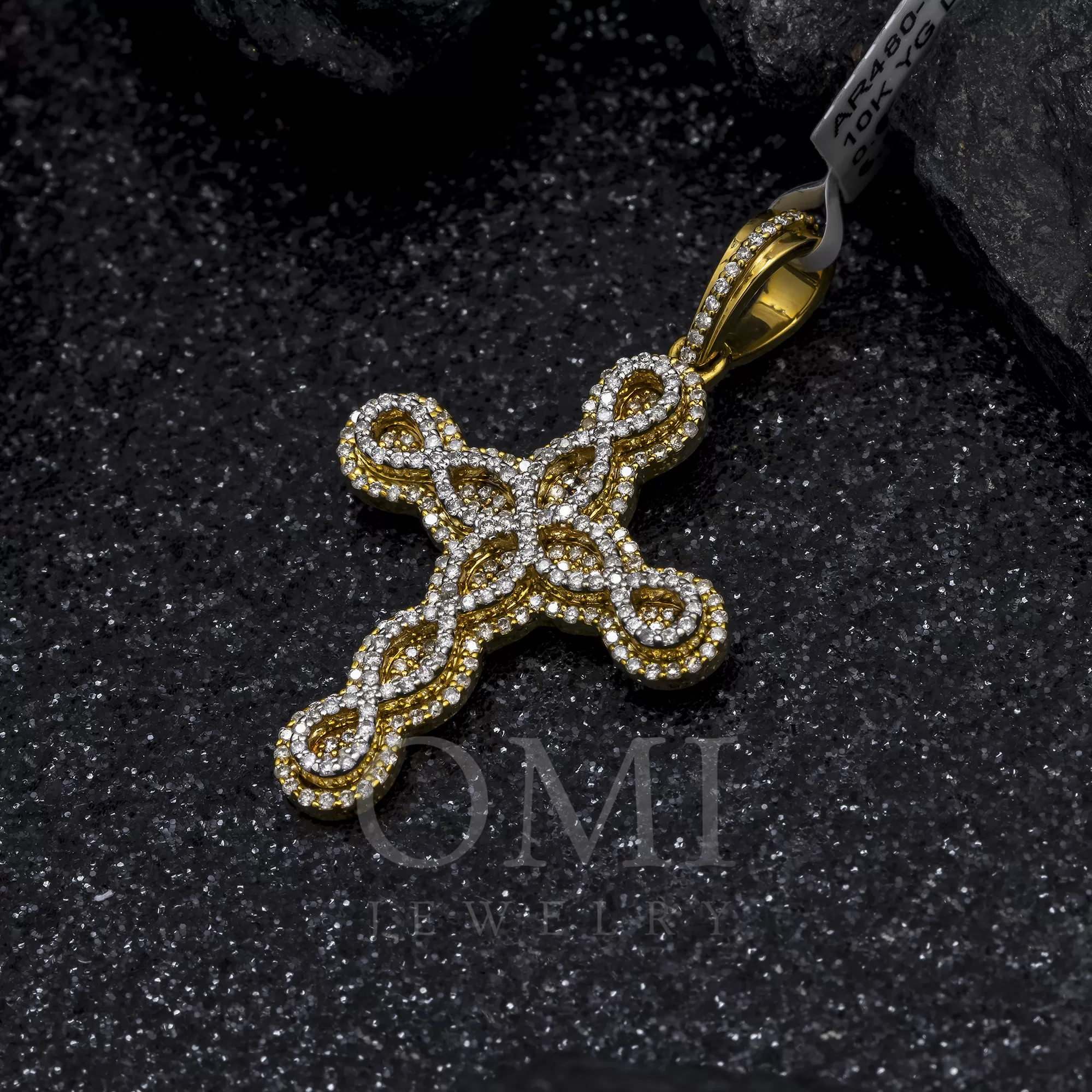 10K GOLD DIAMOND CROSS PENDANT 0.62 CT