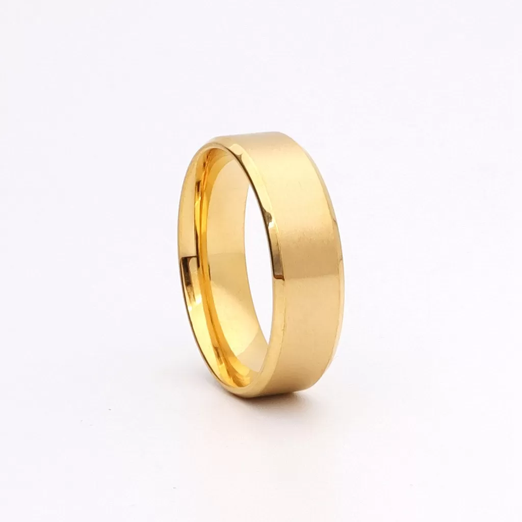 18K Gold Ion-Plated Stainless Steel 8mm Wide Beveled Edge Band Rings