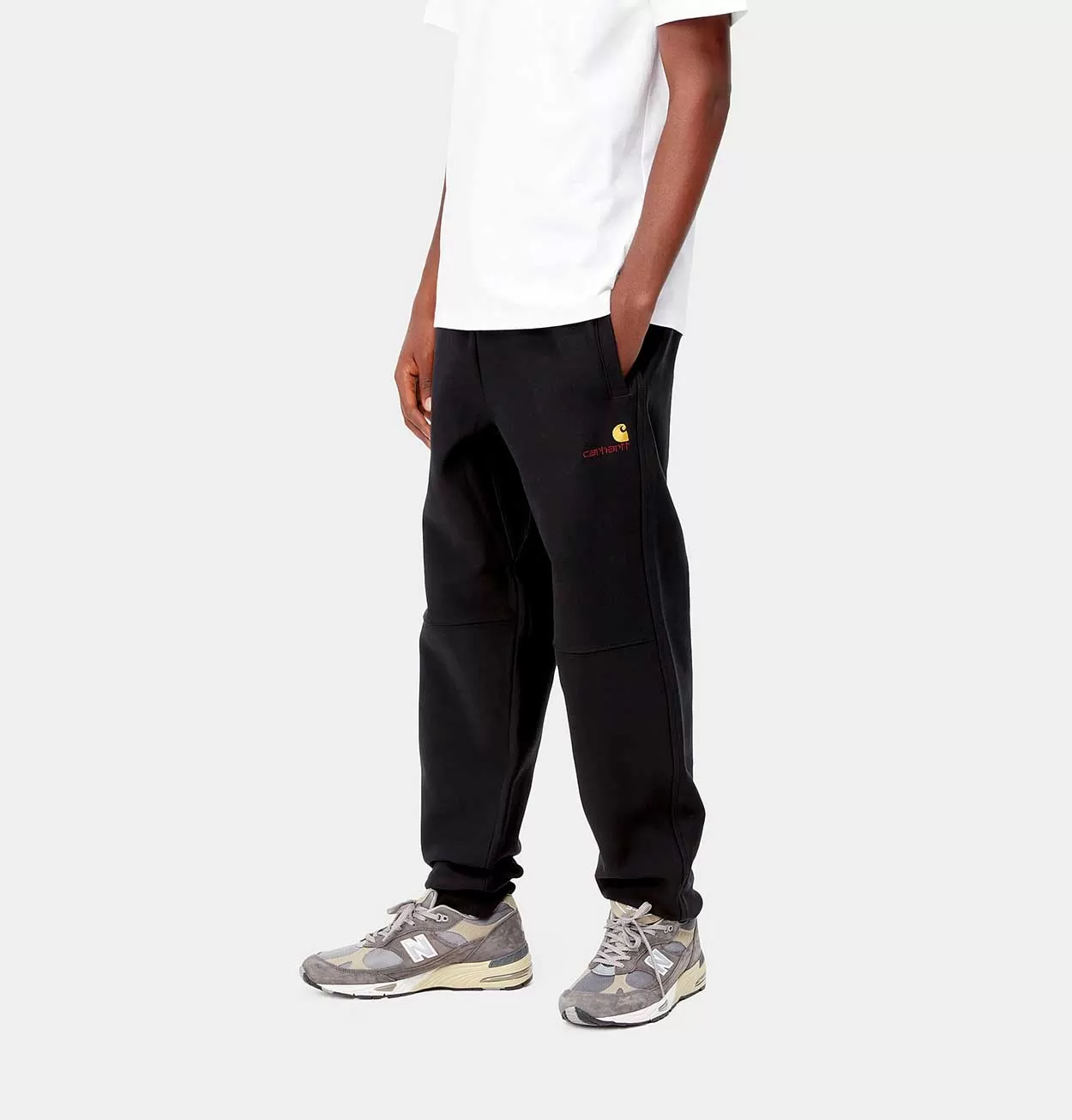 Carhartt WIP American Script Jogging Pant in Black