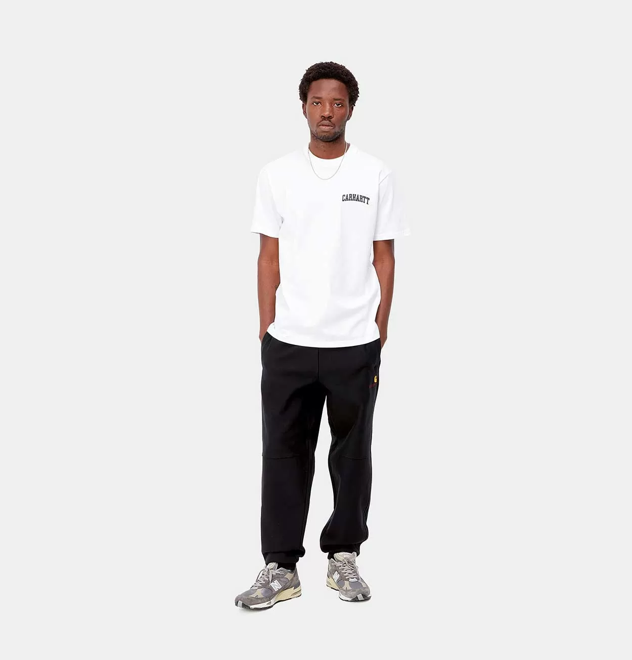 Carhartt WIP American Script Jogging Pant in Black