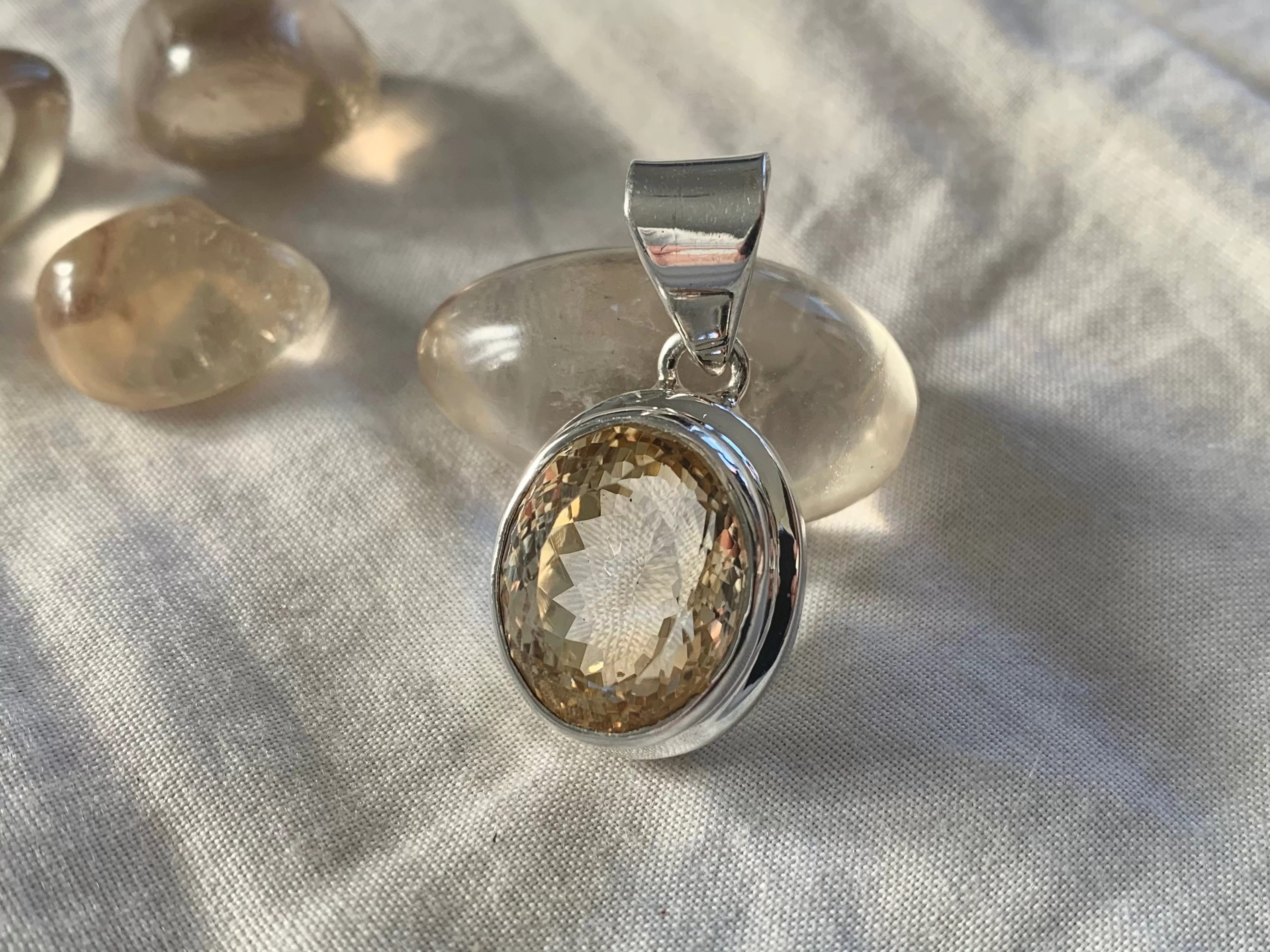 Citrine Ansley Pendant - Small Round