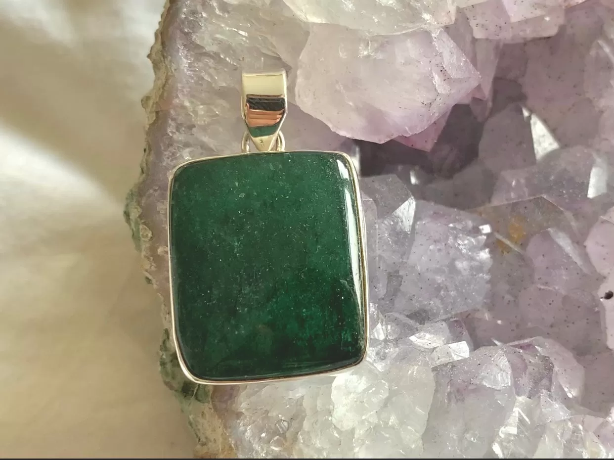 Green Aventurine Akoni Pendant - Reg. Square