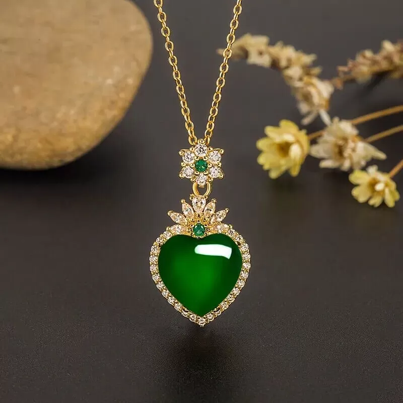 Love Heart-Shaped Emerald & Green Chalcedony Pendant Necklace