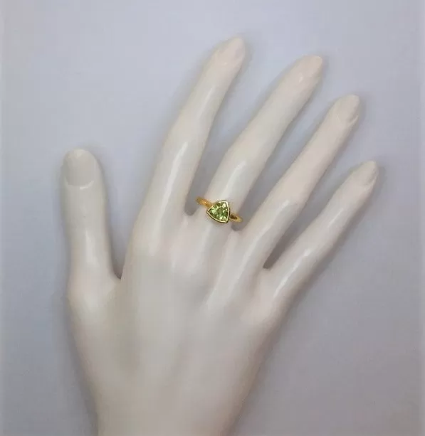 Peridot Maxi Ring