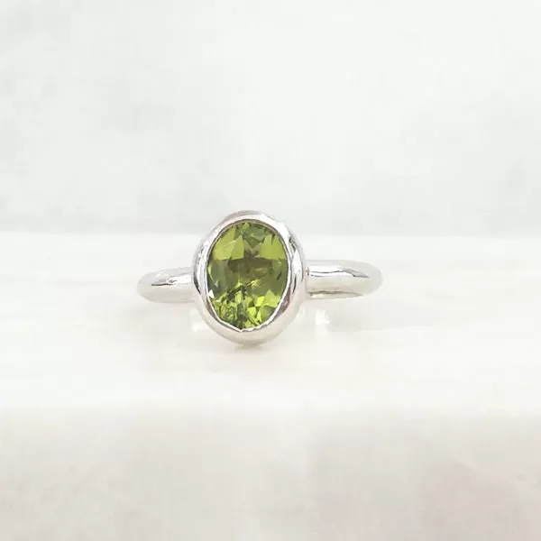 Peridot Maxi Ring