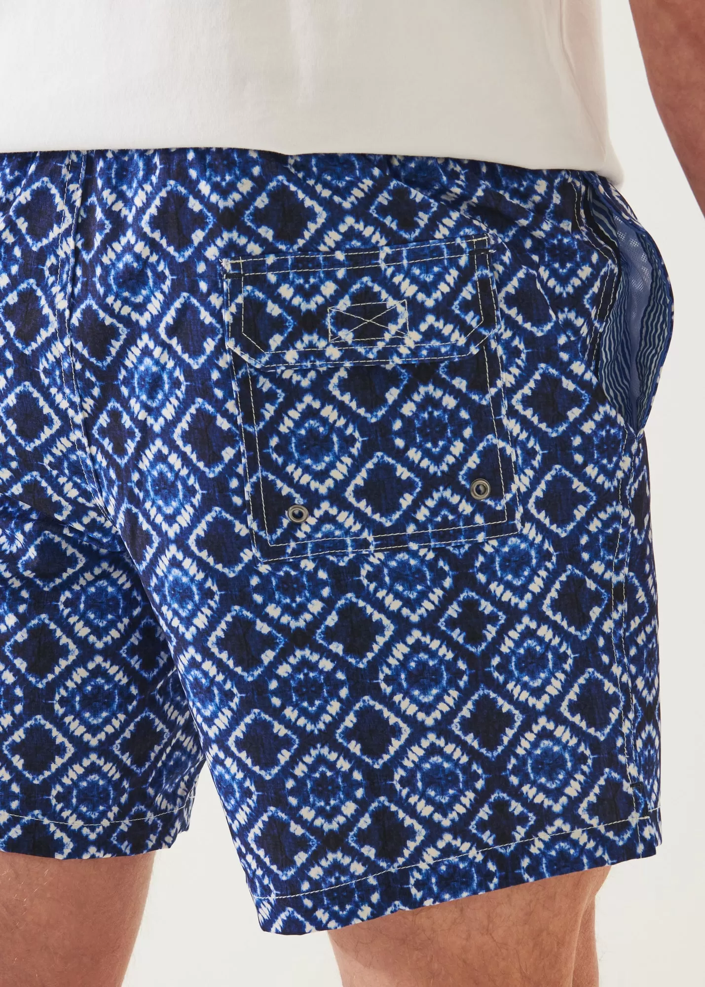 PRINTED SWIM SHORT