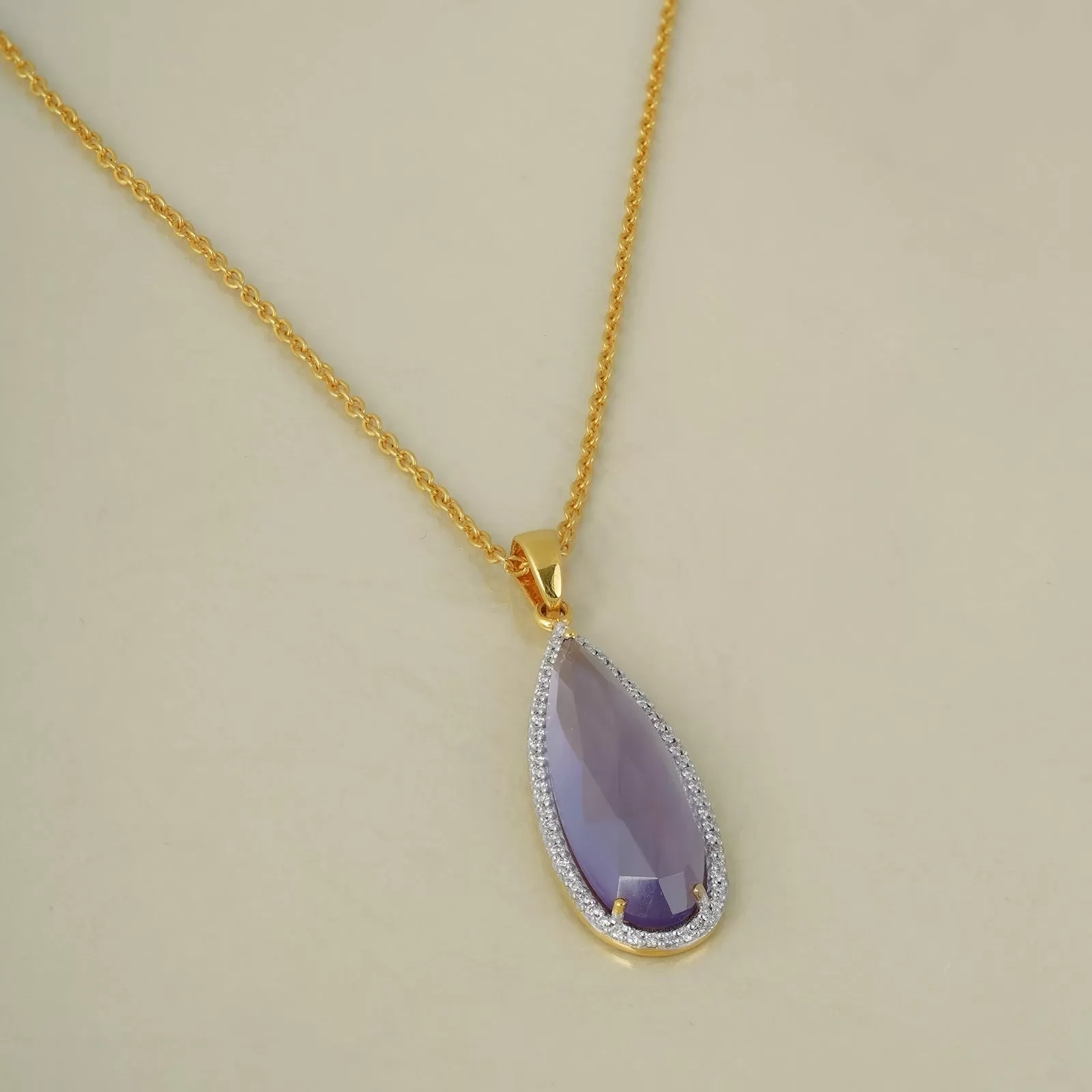 Venus Pendant Necklace